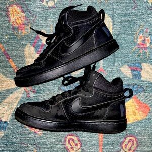 Nike Black High Top size 4.5Y